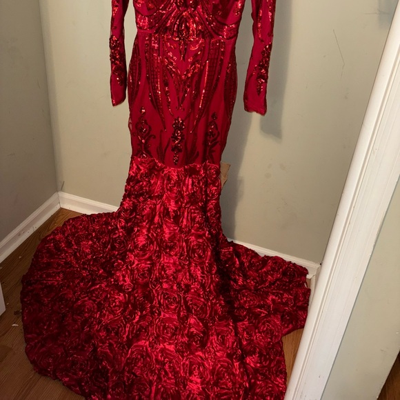 Red hand made prom dress